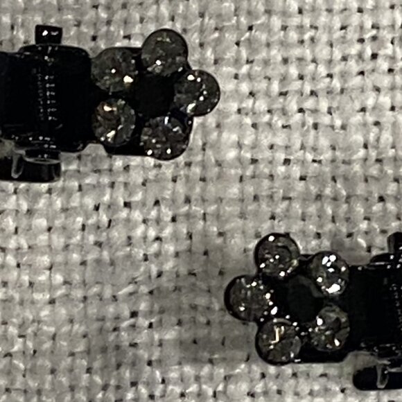 Set of Five Mini Flower Hair Clips - Picture 5 of 5